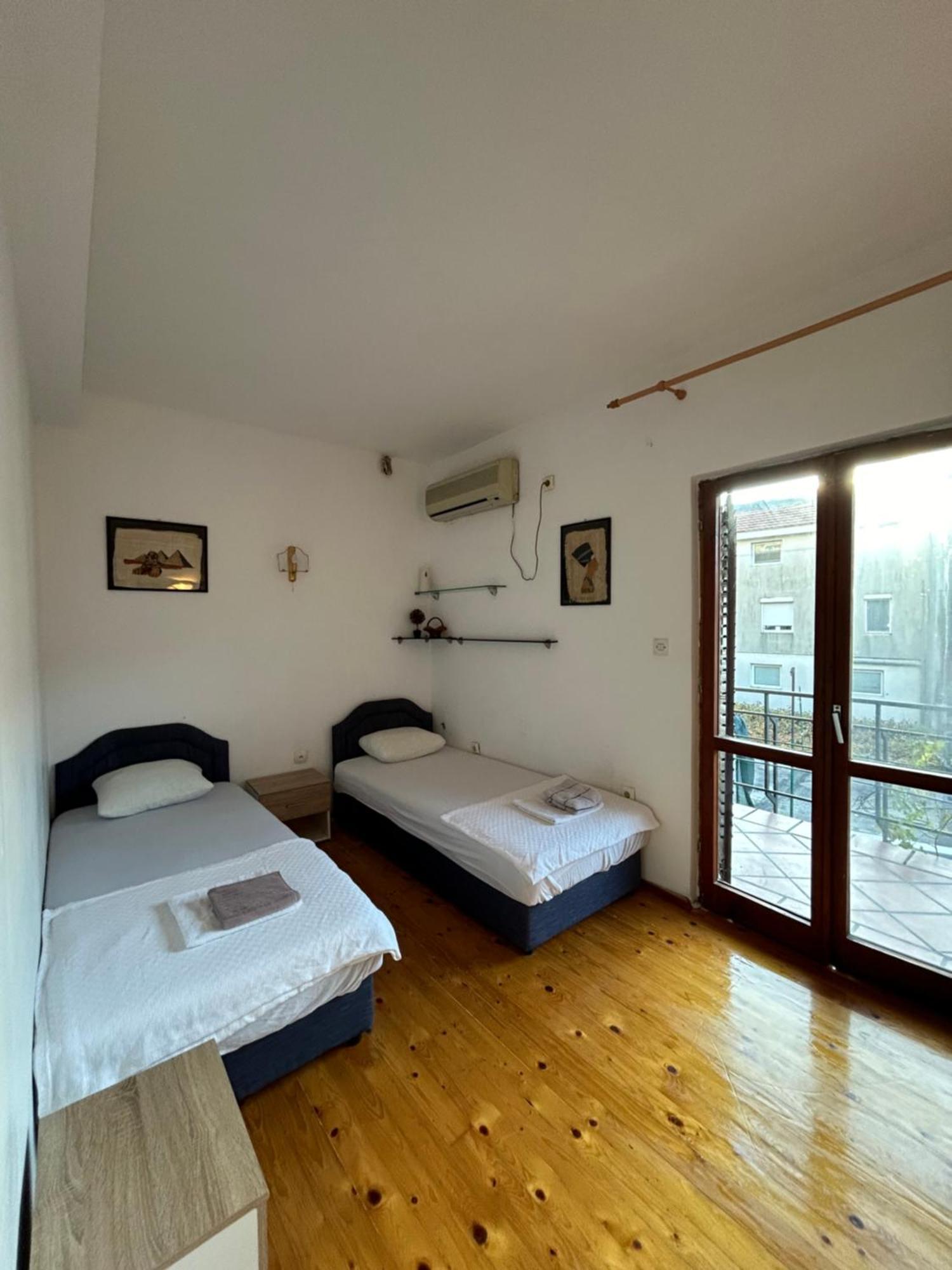 Club Neni Hotel Kotor Zewnętrze zdjęcie