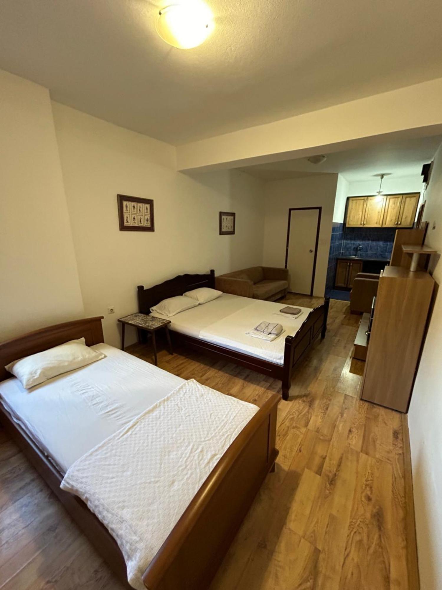 Club Neni Hotel Kotor Zewnętrze zdjęcie